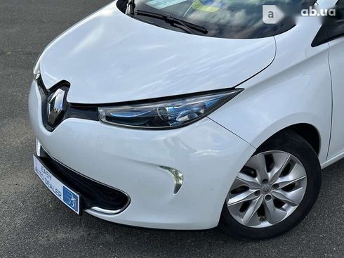 Renault Zoe 2016 - фото 9