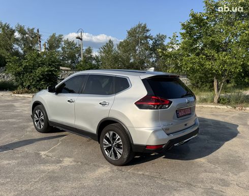 Nissan Rogue 2019 серебристый - фото 3