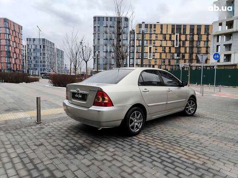 Toyota Corolla 2004 - фото 24