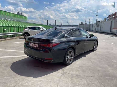 Lexus ES 2019 - фото 5