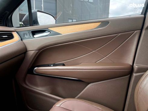 Lincoln MKC 2014 синий - фото 8