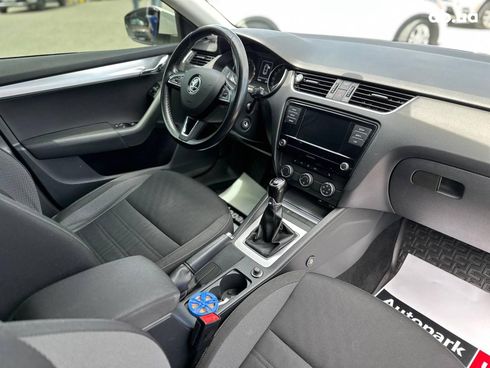 Skoda octavia a7 2017 белый - фото 29