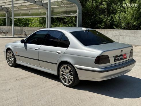BMW 5 серия 2000 серый - фото 12