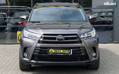 Toyota Highlander 2019 - фото 2