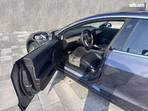 Tesla Model 3 2019 - фото 8