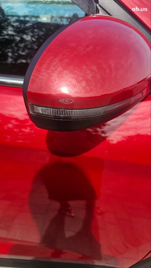 Hyundai Tucson 2018 красный - фото 13