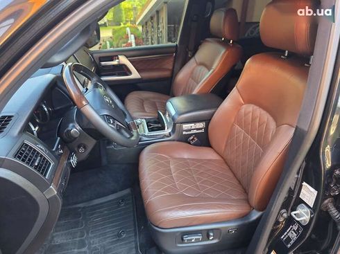 Toyota Land Cruiser 2018 - фото 18