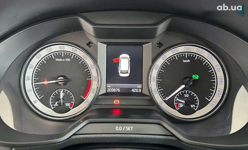 Skoda Octavia 2018 - фото 15