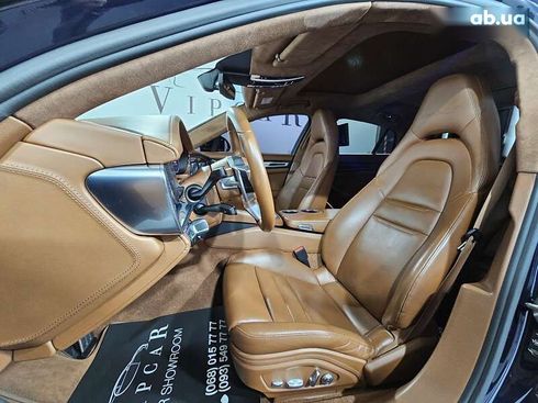Porsche Panamera 2017 - фото 30