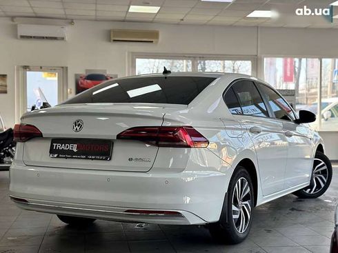 Volkswagen e-Bora 2020 - фото 13