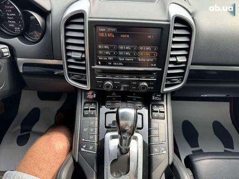 Porsche Cayenne 2012 - фото 24