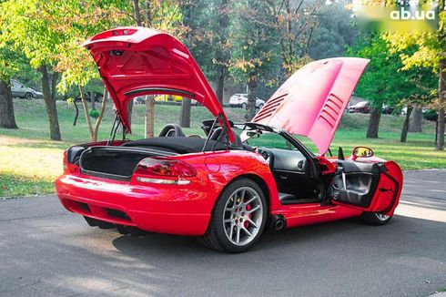 Dodge Viper 2003 - фото 13