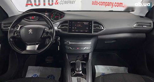 Peugeot 308 2018 - фото 10