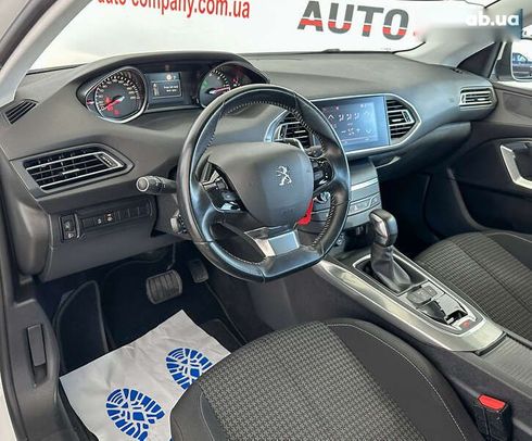 Peugeot 308 2019 - фото 10