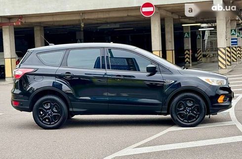 Ford Escape 2017 - фото 14