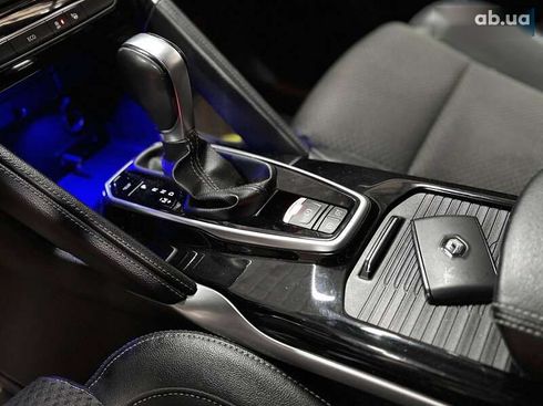 Renault Koleos 2019 - фото 24