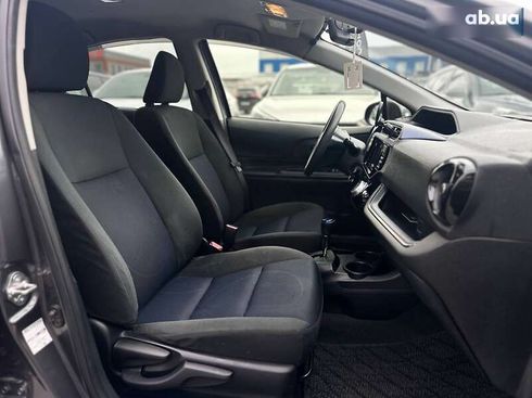 Toyota Aqua 2015 - фото 14