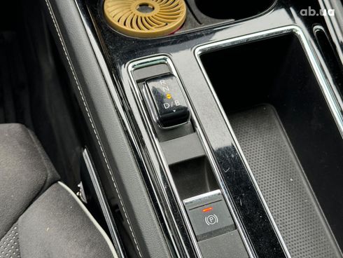 Skoda Enyaq 2023 серый - фото 96