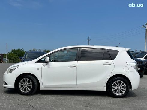 Toyota Verso 2012 белый - фото 43