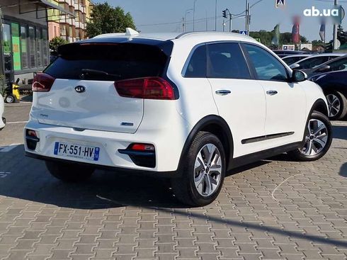 Kia Niro 2020 - фото 11
