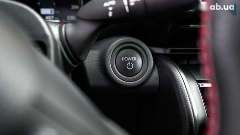 Toyota C-HR 2023 - фото 27