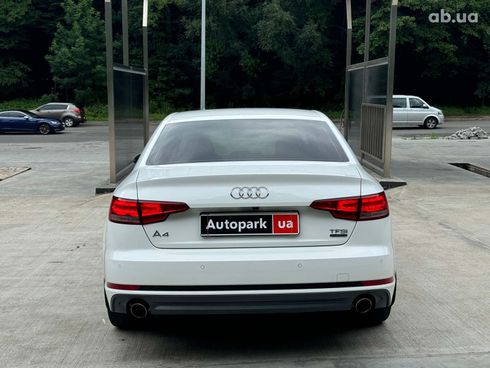 Audi A4 2017 белый - фото 6