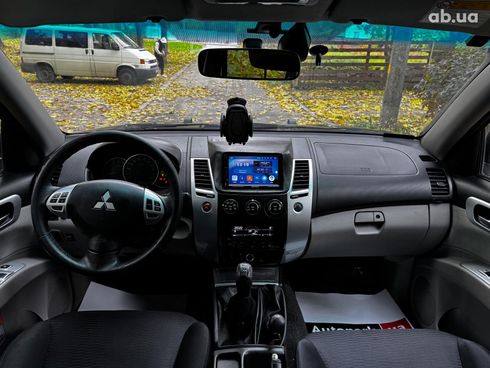 Mitsubishi Pajero Sport 2010 черный - фото 26
