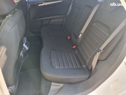 Ford Mondeo 2016 белый - фото 16