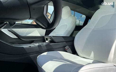 Tesla Model Y 2020 - фото 13
