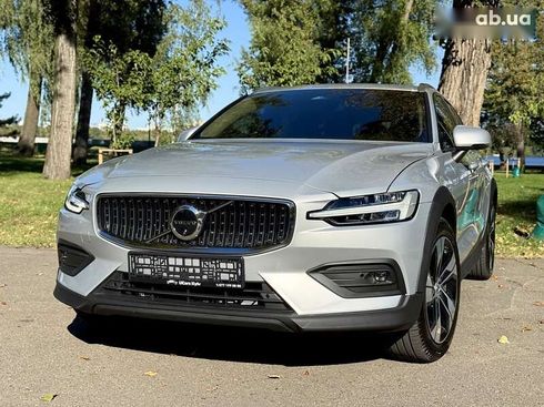 Volvo V60 Cross Country 2024 - фото 23