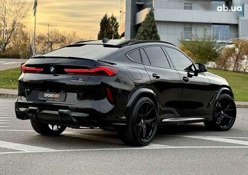 BMW X6 M 2022 - фото 30