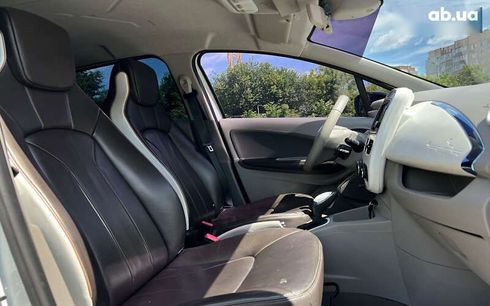 Renault Zoe 2013 - фото 9