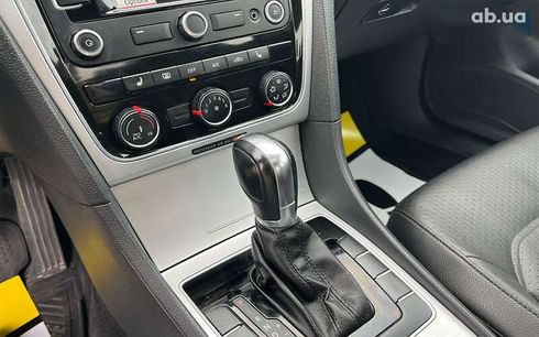Volkswagen Passat 2013 - фото 12