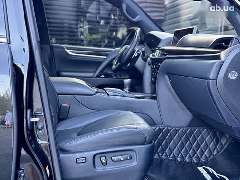 Lexus LX 2019 - фото 26