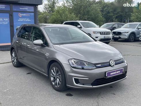 Volkswagen e-Golf 2015 - фото 4