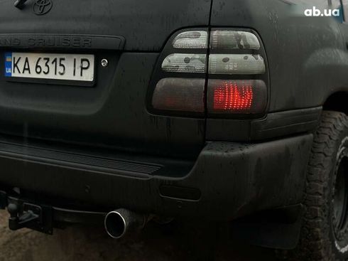 Toyota Land Cruiser 2004 - фото 25