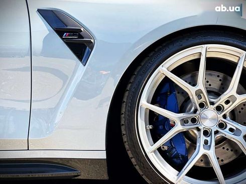 BMW M3 2021 - фото 10