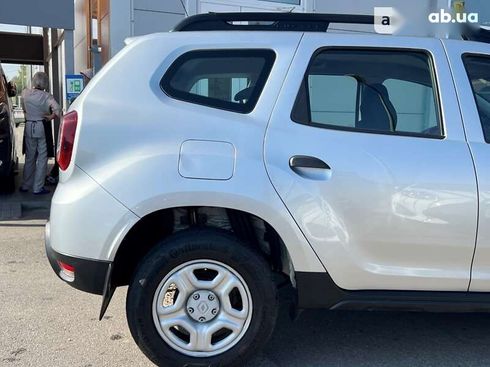 Renault Duster 2020 - фото 13