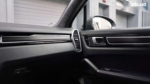 Porsche Cayenne 2022 - фото 29