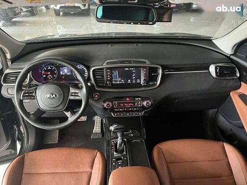 Kia Sorento 2018 - фото 20