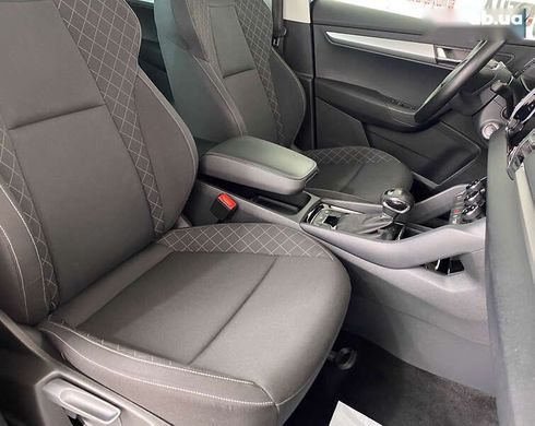 Skoda Karoq 2021 - фото 9