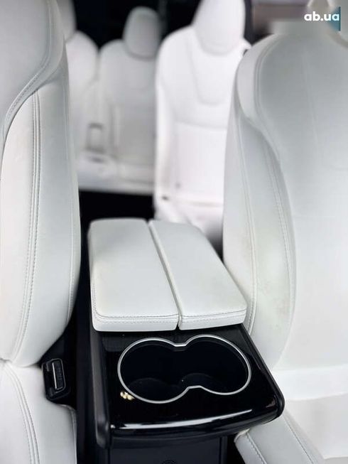 Tesla Model X 2017 - фото 21
