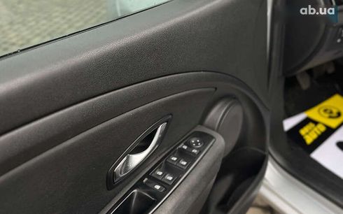 Renault Megane 2010 - фото 18