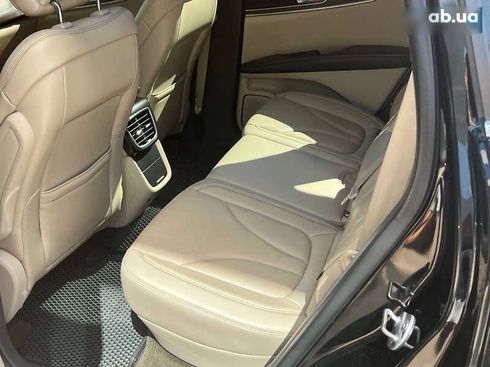 Lincoln MKX 2018 - фото 13