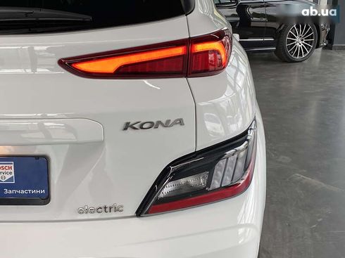 Hyundai Kona Electric 2021 - фото 17