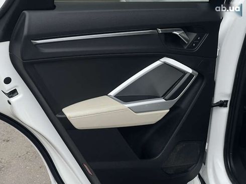 Audi Q3 2019 - фото 20