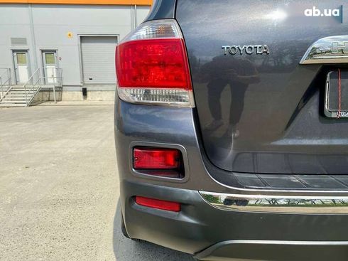 Toyota Highlander 2012 - фото 13