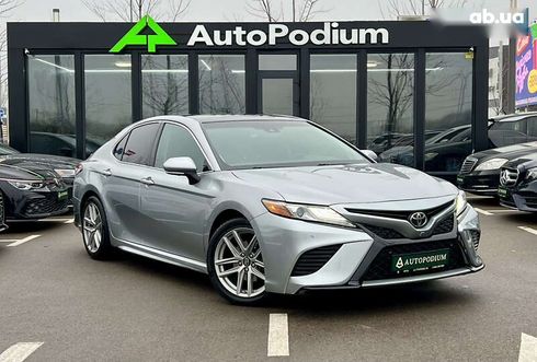 Toyota Camry 2018 - фото 6