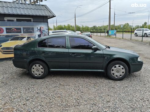 Skoda Octavia 2008 зеленый - фото 5