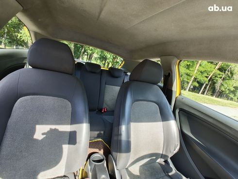 SEAT Ibiza 2010 желтый - фото 15